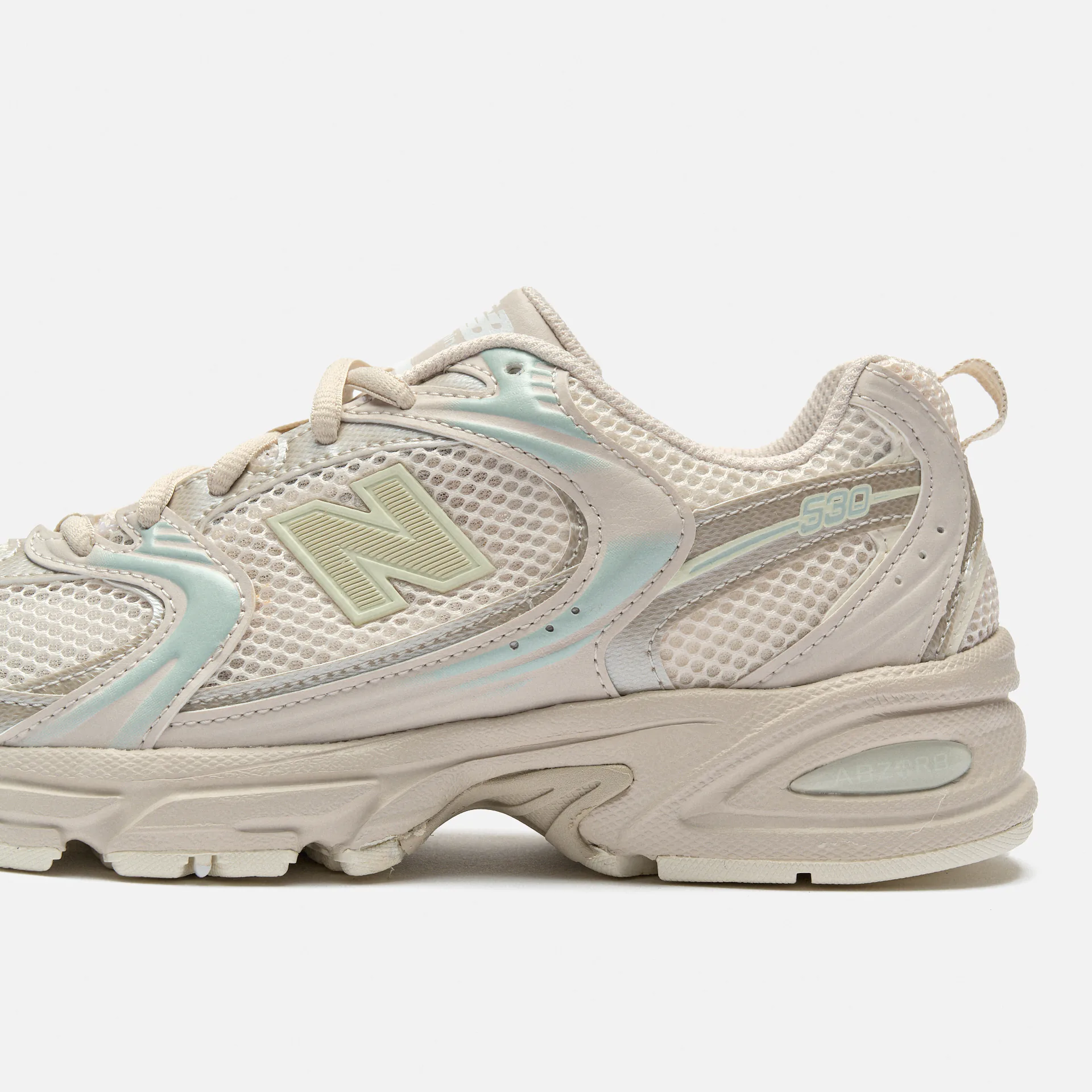 New Balance MR530 Running Sneaker Moonbeam/Sea Salt